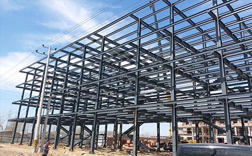 天水天水钢结构厂房屋面选材指南：确保性能与经济性的完美结合